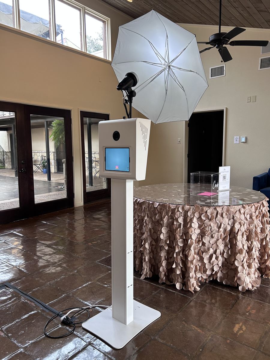 Photo booth with a studio light inside the lodge at Chappel Lodge